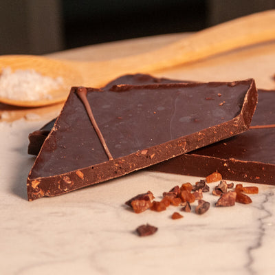 White-Rabbit-Caramelised-Cocoa-Nibs-Flavoured-Bar